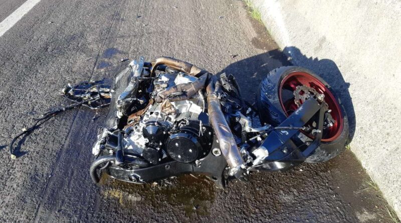 Motociclista morre em acidente na BR-101