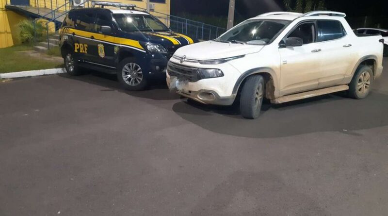 Veículo furtado e clonado é recuperado em Osório