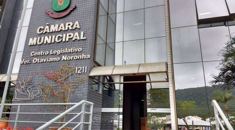 Legislativo osoriense divulga edital de processo seletivo público para contratação de estagiários