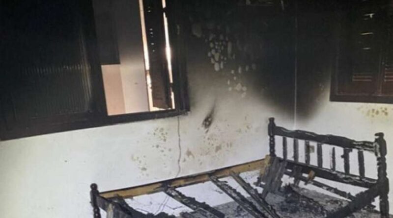 Antiga pousada é atingida pelo fogo em Tramandaí