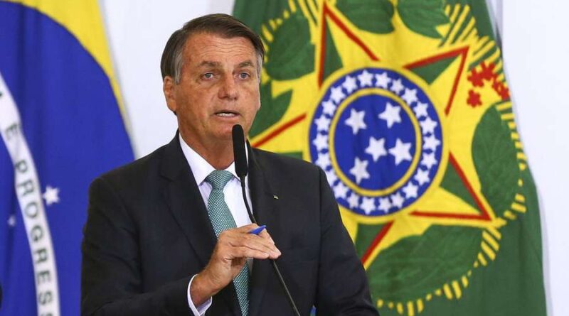 Auxílio Brasil terá reajuste de 20% em relação ao Bolsa Família