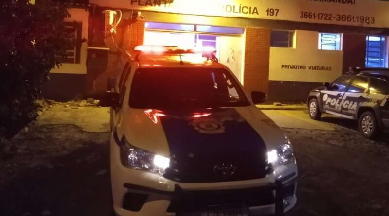 Câmera flagra motorista embriagado invadindo trecho em obras na Avenida Paraguassú: ele foi preso