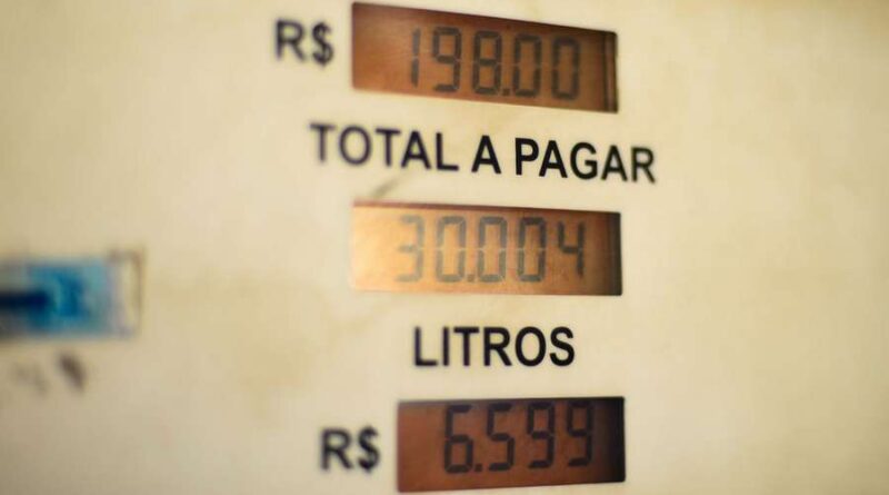 Postos terão nova forma de mostrar preços de combustíveis: veja o que muda