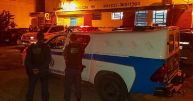 Homem acusado de dois homicídios é preso ao estrangular mulher em Imbé