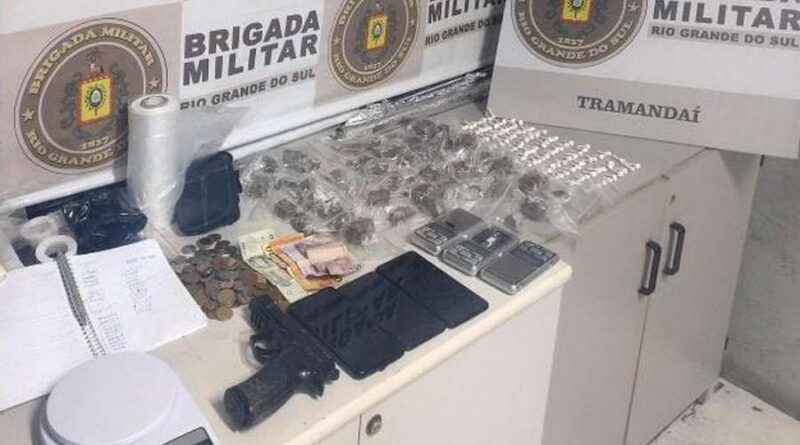 Casal suspeito de distribuir drogas é preso em Tramandaí