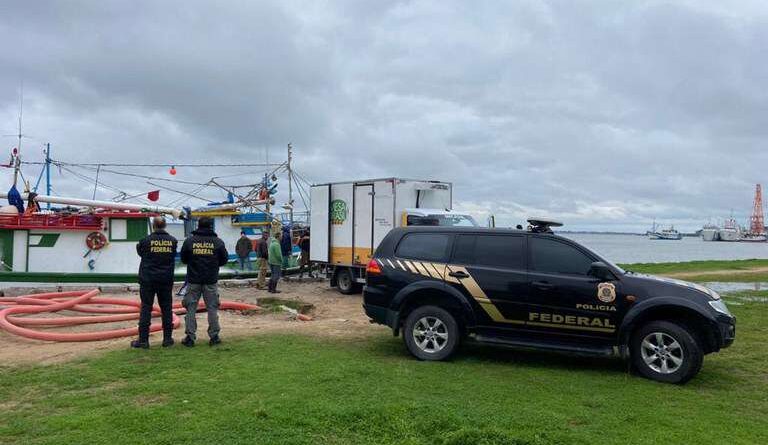 Polícia Federal apreende seis toneladas de pescados capturados ilegalmente no litoral