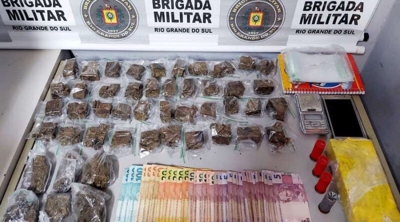 Homem é preso armazenando drogas após denúncia em Tramandaí