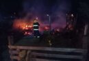 Casa é destruída pelo fogo em Balneário Pinhal