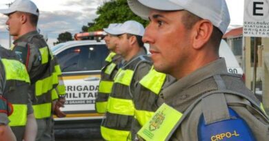 Operação em Mostardas e Tavares prende três homens, apreende drogas e munições
