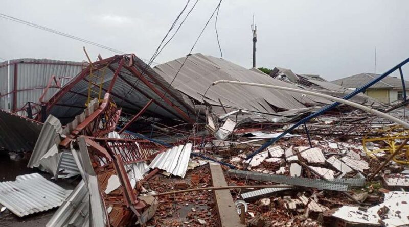 Forte temporal atinge cidade catarinense