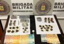 Quatro homens são presos com quase dois quilos de maconha e mais de 500 porções de cocaína no Litoral