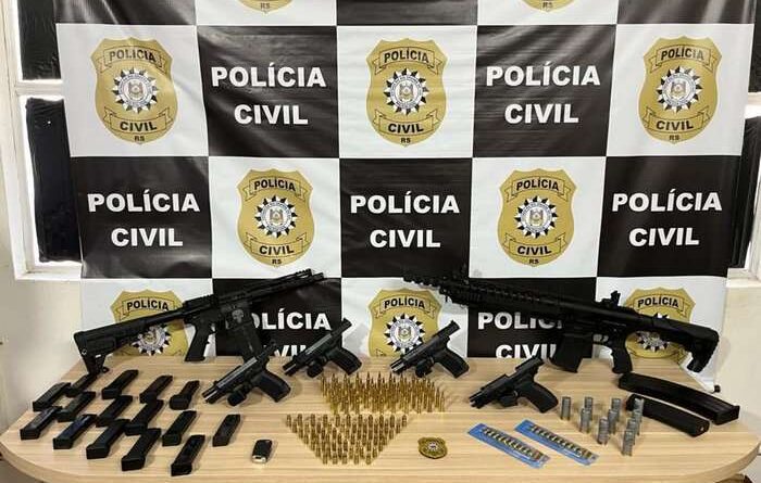 Arsenal que pertenceria a facção criminosa é apreendido em Tramandaí