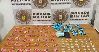 BM apreende arma, munições e mais de 900 porções de drogas durante Operação em Palmares do Sul