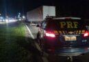 Colisão entre carro e caminhão deixa um morto na BR-101 em Osório