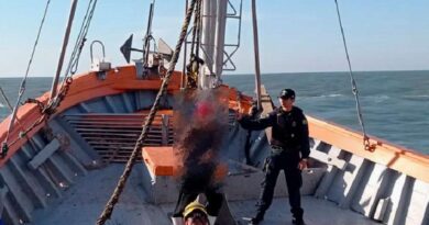 Tripulante de barco pesqueiro morre ao cair na água na costa gaúcha