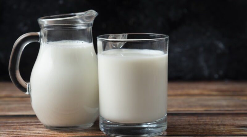 Anvisa suspende leites e soro de leite de marca no Brasil