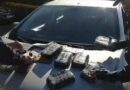 Carro roubado e usado em homicídio no Litoral é flagrado com cerca de R$ 2 milhões em cocaína