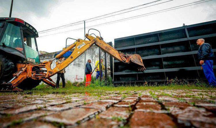 Guaíba subindo: prefeitura decide fechar todas as comportas de contenção