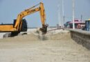 Imbé realiza rebaixamento da areia na praia