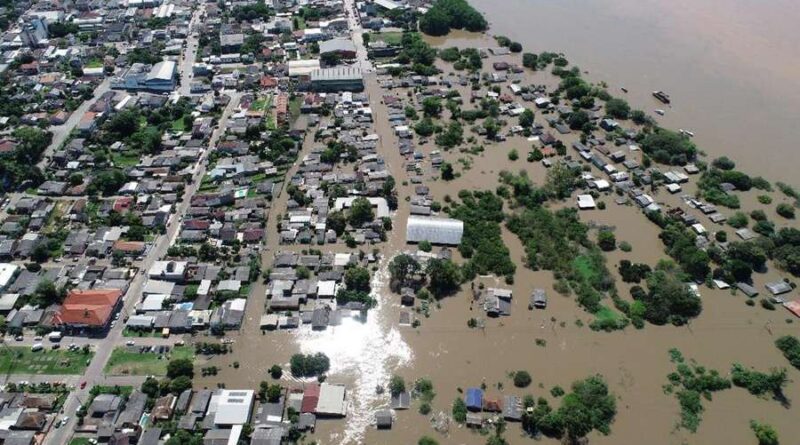Restaurante flutuante é encontrado a 30 quilômetros após ser levado pela enchente no RS