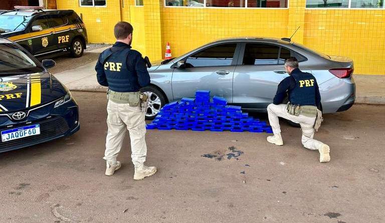 Motorista é preso transportando mais de 83 quilos de cocaína no RS