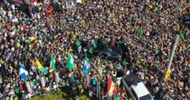 Bolsonaro na Expodireto Cotrijal no RS: multidão se aglomera para ver o ex-presidente