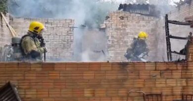 Incêndio destrói casa em Capivari do Sul