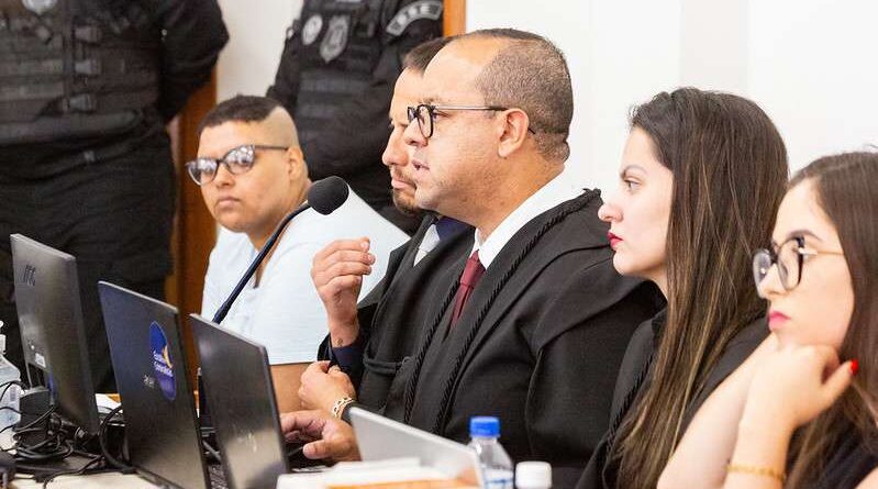 Júri: Defesa de madrasta reforça alegação de não envolvimento no homicídio de Miguel