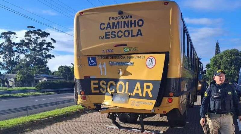 Prefeitura de Osório esclarece acidente envolvendo ônibus escolar e carreta na BR 101