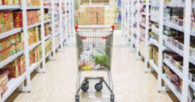 Agas assegura que não haverá falta de alimentos no RS, apesar de prateleiras vazias em supermercados
