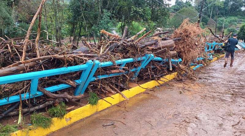 UFFS apresenta soluções para conter enchentes que destruíram cidade do RS