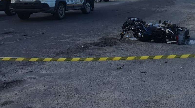 Acidente trágico em Balneário Pinhal: motociclista morre em colisão com carro