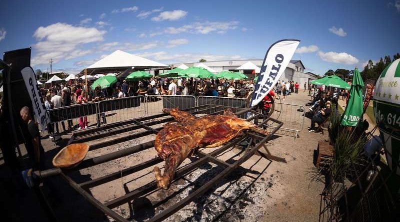 Festival de churrasco terá arena de fogos em uma ilha 360º no RS