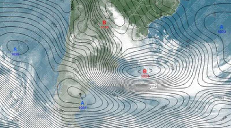 Frente fria que causou temporais no Uruguai e Argentina se desloca para o RS