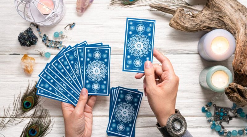 Confira as previsões do tarot para setembro de 2024