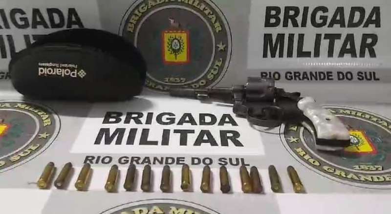 Ameaça à ex-companheira: homem é preso com arma de fogo em Imbé