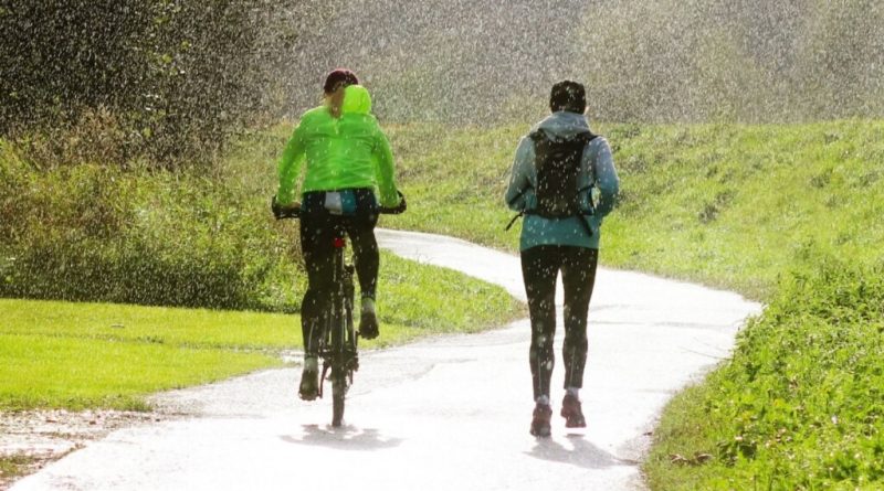 6 dicas para pedalar com segurança na chuva