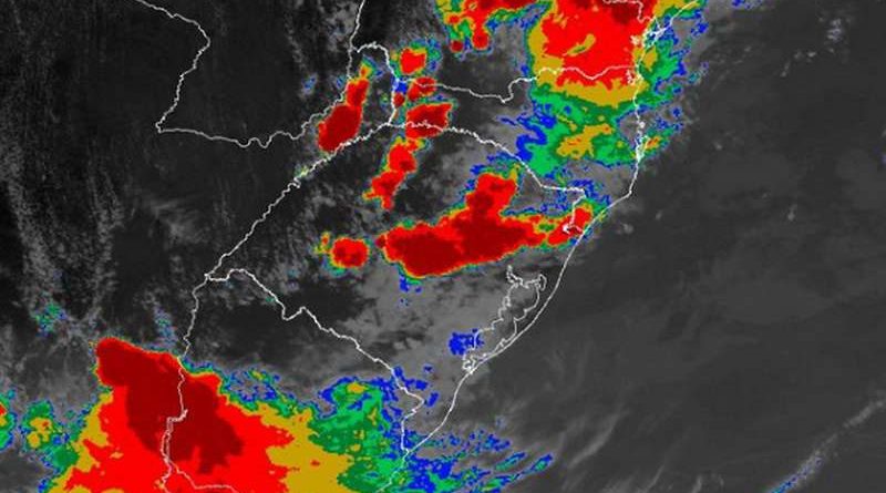 Governo do RS e ANEEL discutem plano emergencial contra ciclone e tempestades