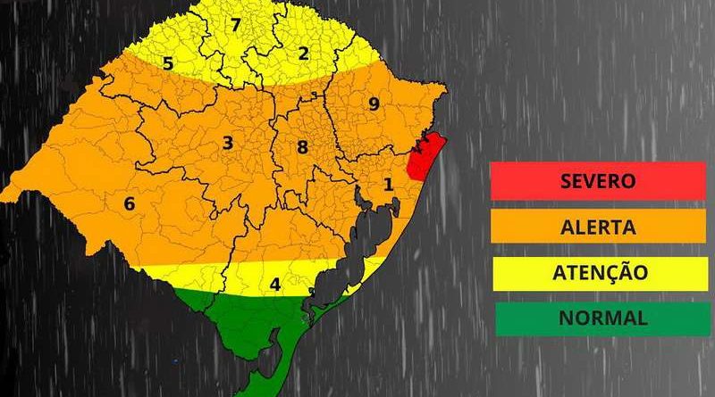 Umidade vinda do oceano e baixa pressão: Litoral deve ter chuva forte