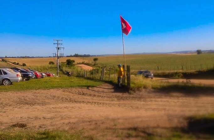 Movimento Sem Terra ocupa fazenda histórica no RS