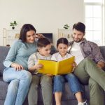 5 atividades divertidas para praticar inglês em família