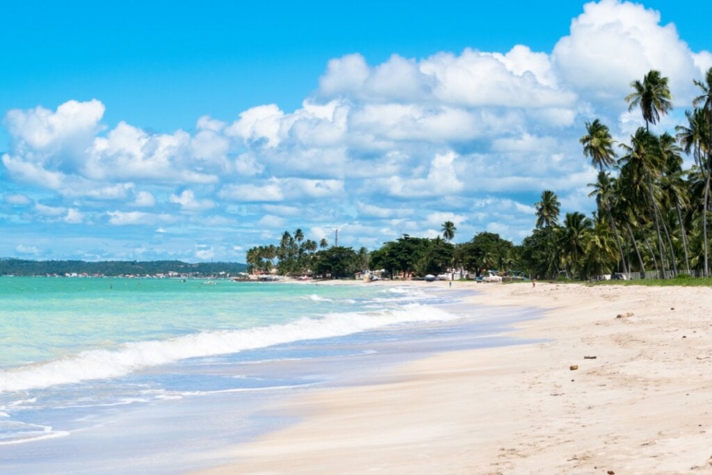 Imagem da Praia de Antunes em Maragogi-Alagoas