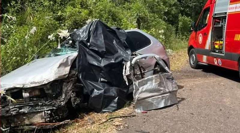 Acidente na Rota do Sol: colisão deixa um morto e três feridos