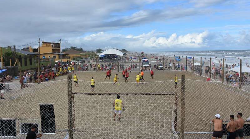 Desafio de Beach Soccer reunirá ex-craques da dupla Gre-Nal em Imbé