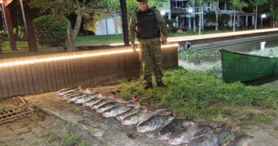 Pescadores são presos por pesca ilegal no Rio Tramandaí