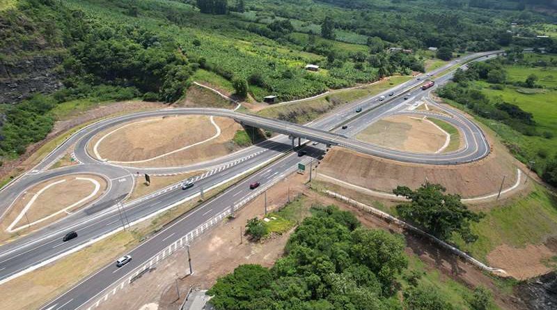 Viaduto na BR-101 em Três Forquilhas é concluído e liberado para tráfego