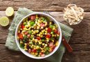 7 saladas proteicas e refrescantes para os dias quentes