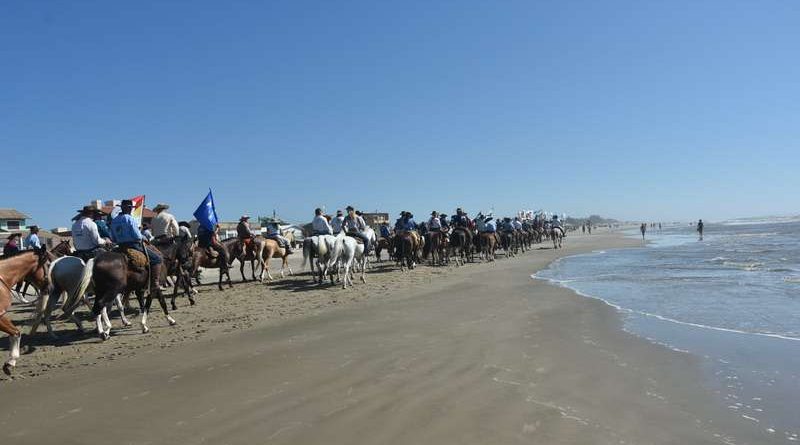 39ª Cavalgada do Mar chega a Imbé