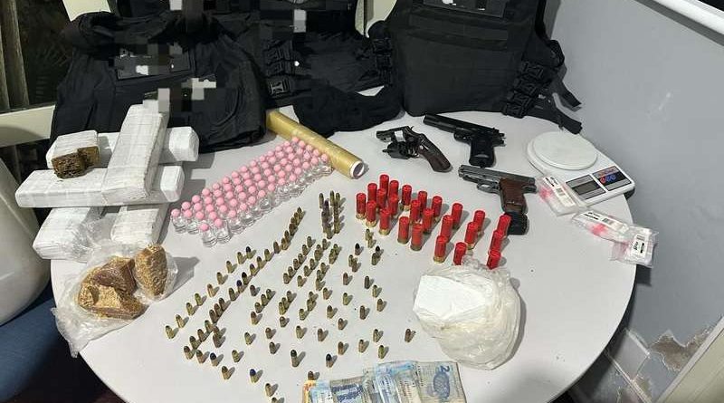 Polícia intercepta carga de drogas e armas em bar de Atlântida Sul