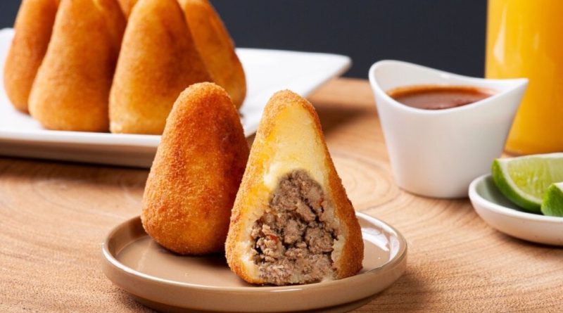 5 receitas de coxinha proteica fáceis de fazer